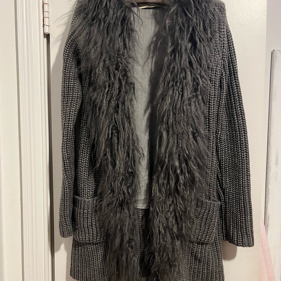 Mongolian lamb grey cardigan - Picture 2 of 14